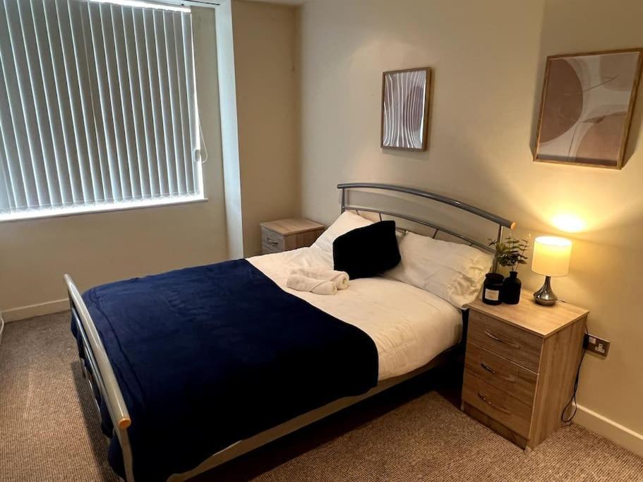 Entire Flat, 2 Bedroom & 2 Bathrooms In Бирмингем Экстерьер фото